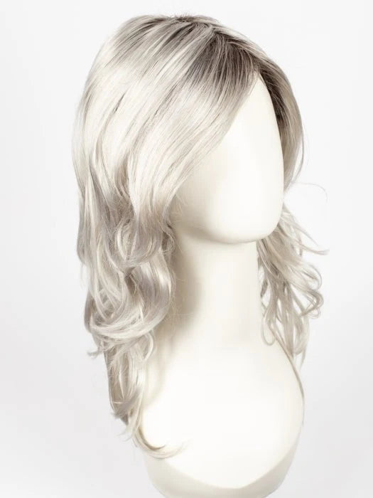 Mackenzie – Front Lace Line