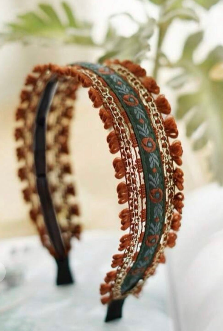 Headband:  Vintage Daisy Embroidered