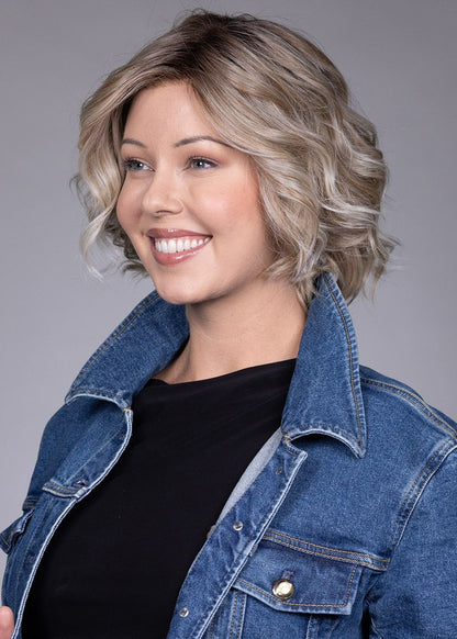 Houston by Belletress HS Hand-tied Entertainment Icon Collection Luxury Wig