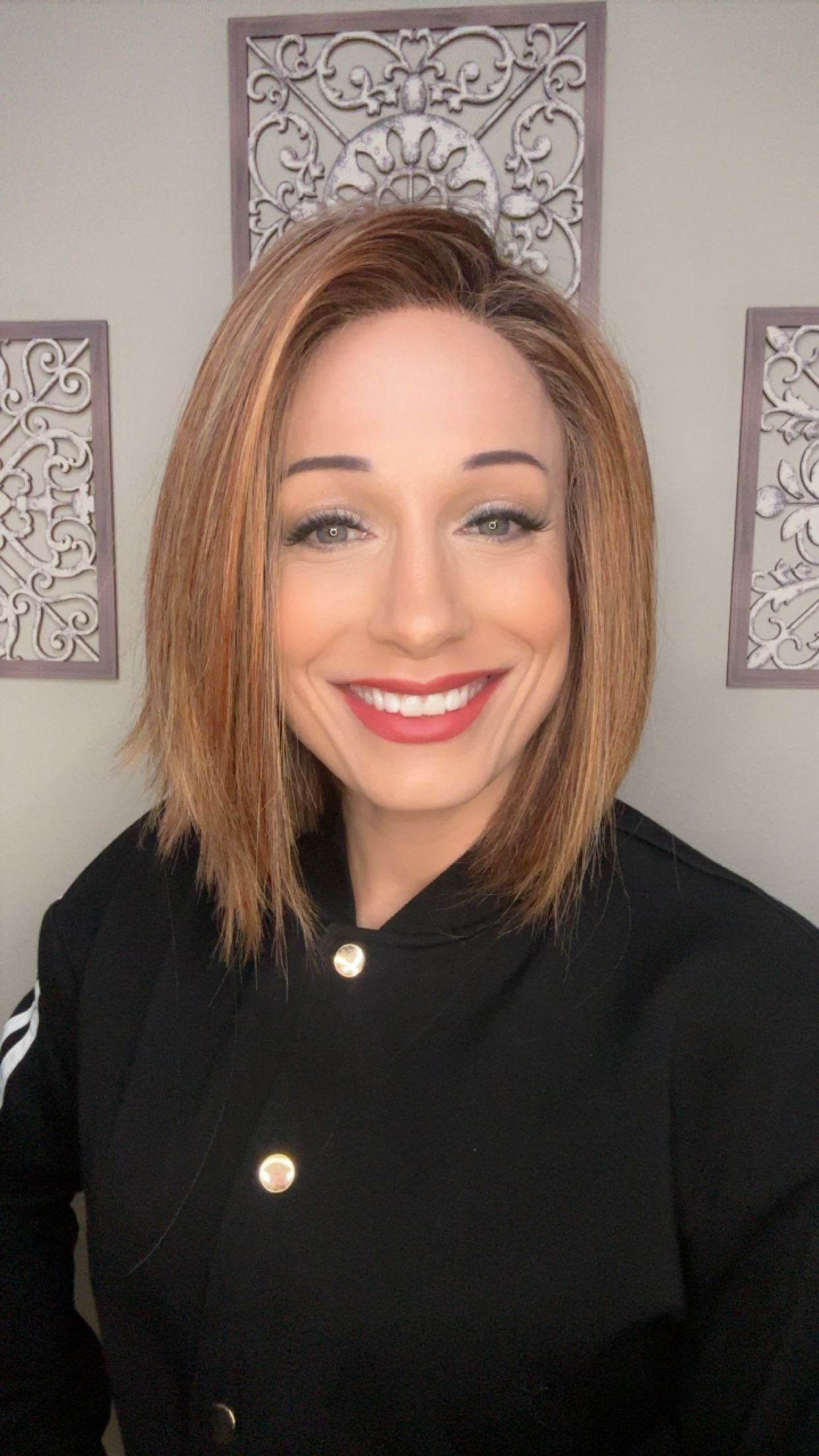 Euro Chic HS Luxury Synthetic Wig