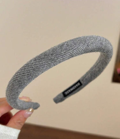 Headband: Solid Color Minimalist Style in Astd Colors