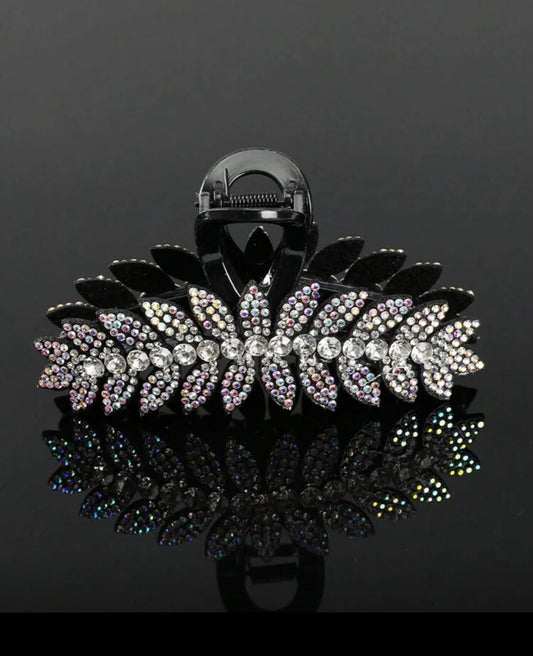 Rhinestone Leaf Claw Clip