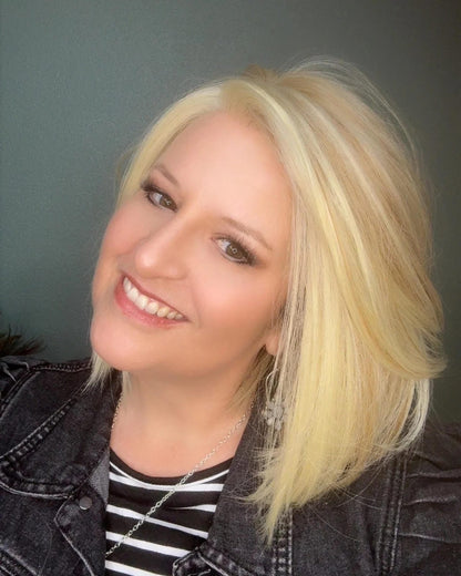 Euro Chic by Tressallure HS Luxury Synthetic Wig