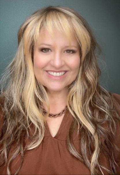 California Beach Waves HS Luxury Synthetic Wig