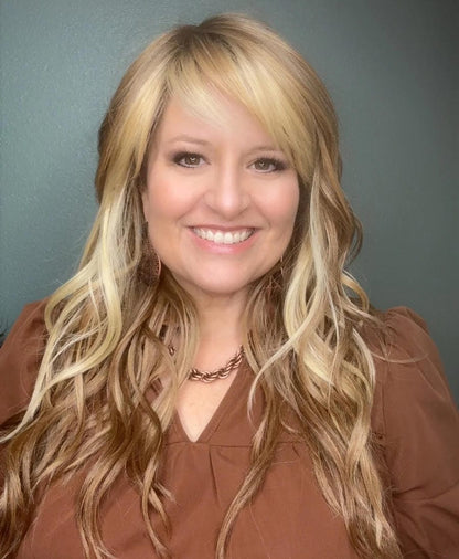 California Beach Waves HS Luxury Synthetic Wig