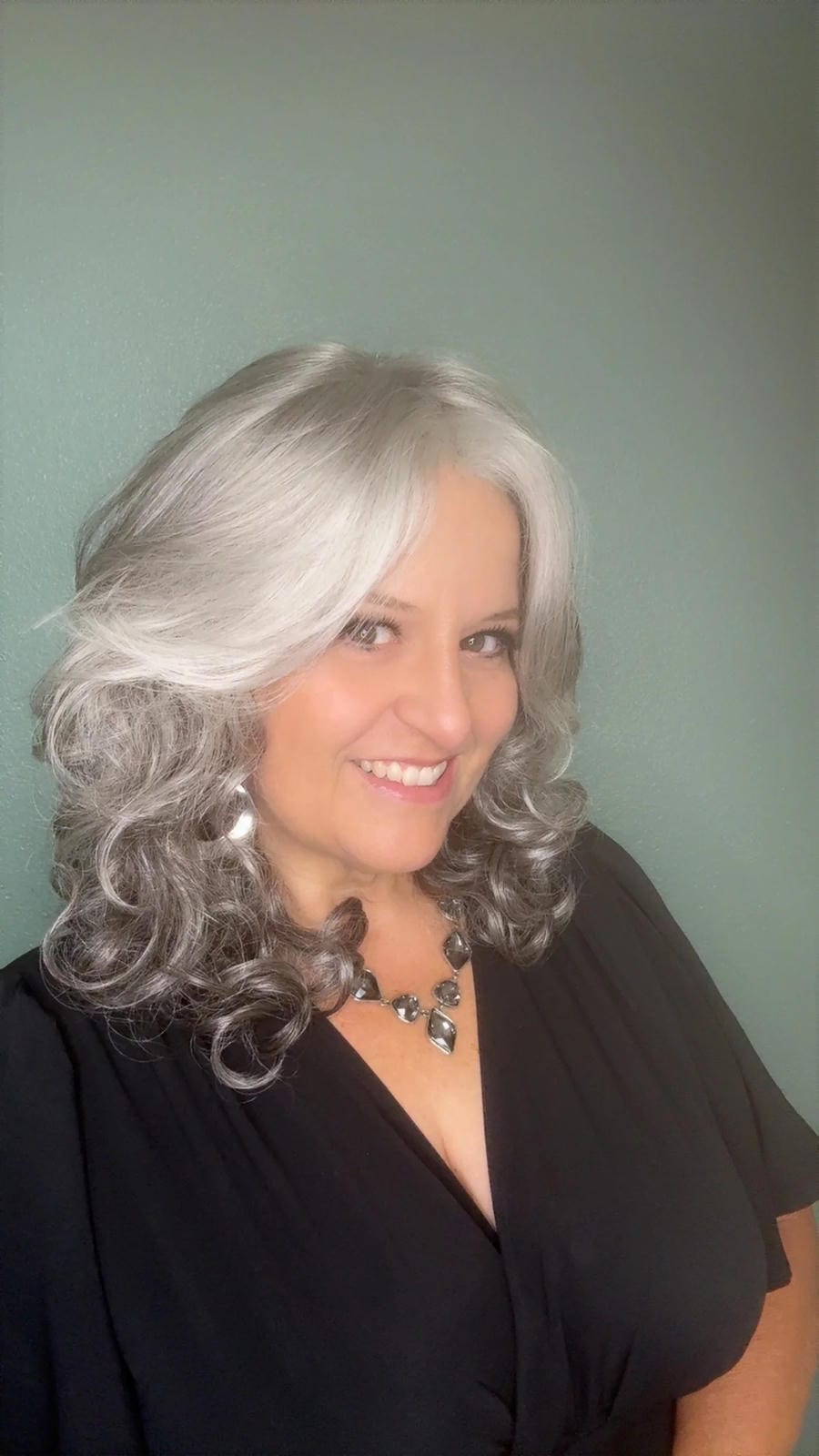 Breeze NHS Luxury Synthetic Wig DCT