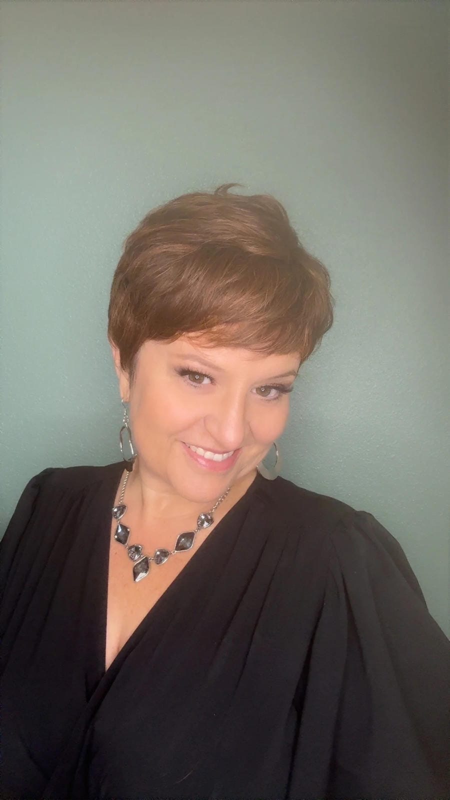 Textured Pixie HS  Luxury Synthetic DCT