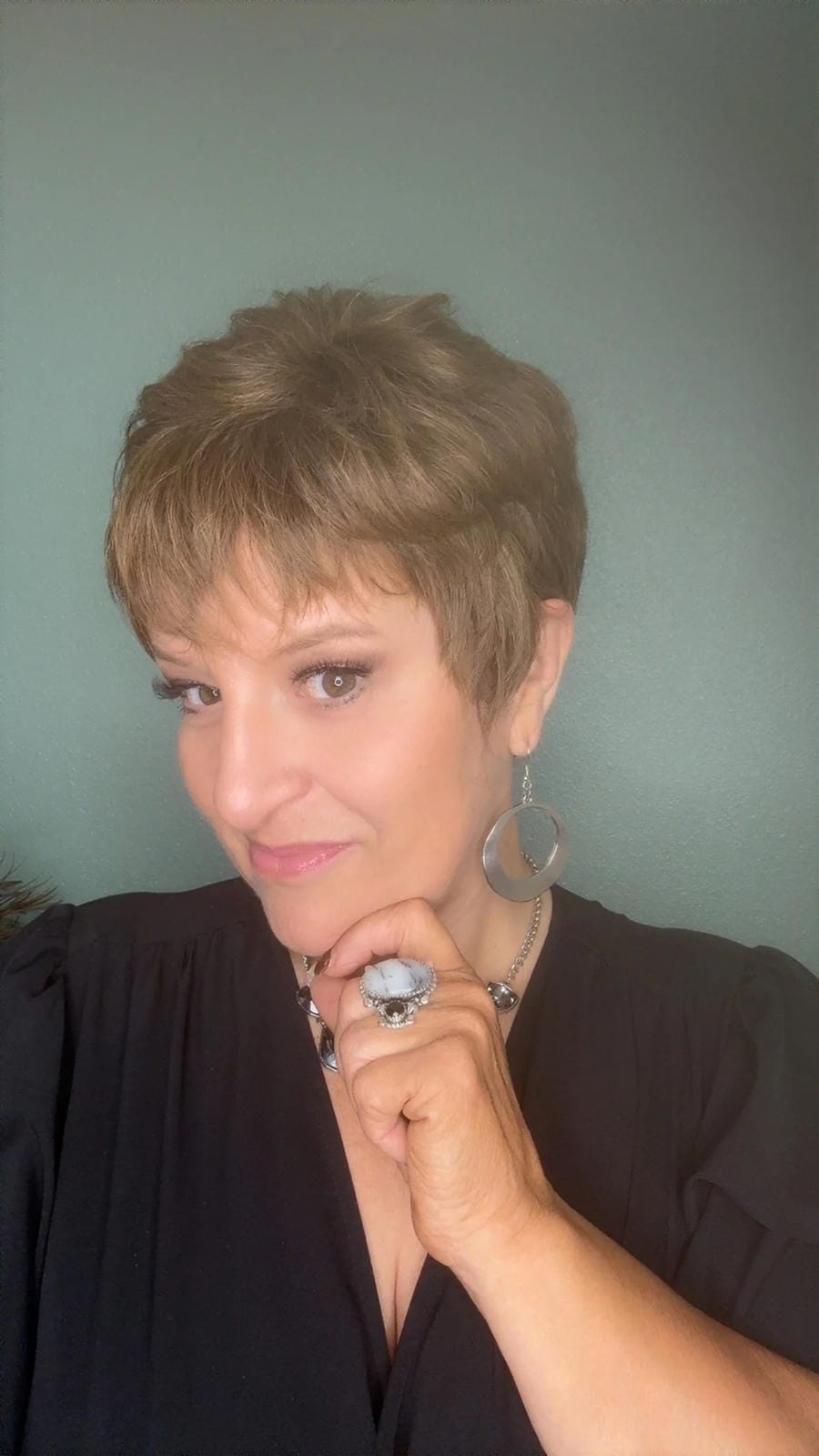 Textured Pixie HS  Luxury Synthetic DCT