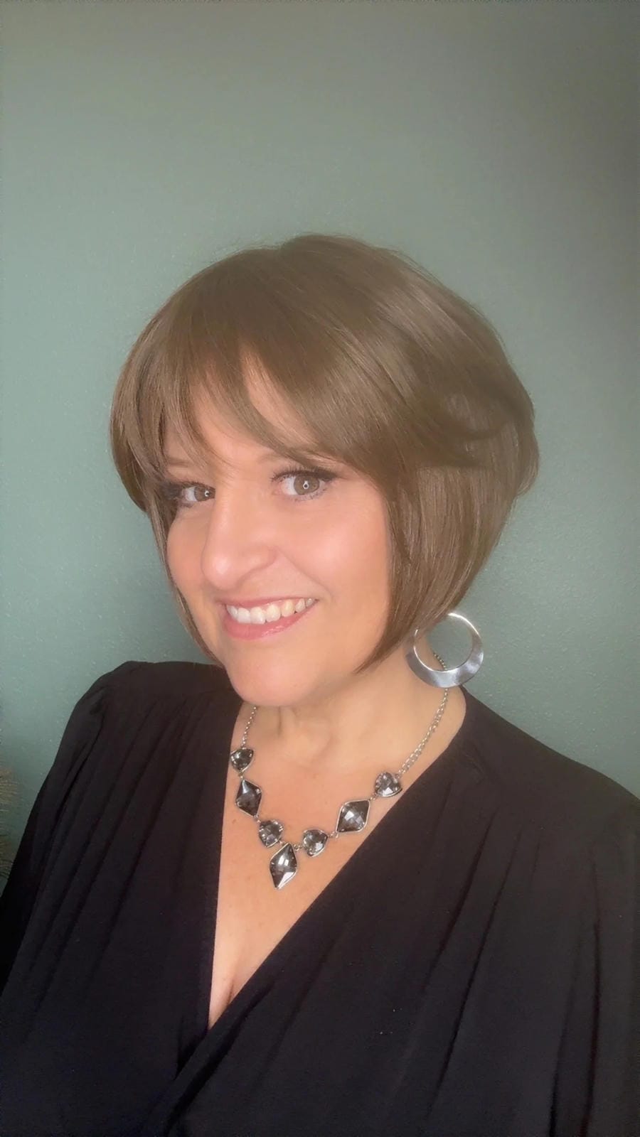 LE Bob HS Luxury Synthetic Wig DCT