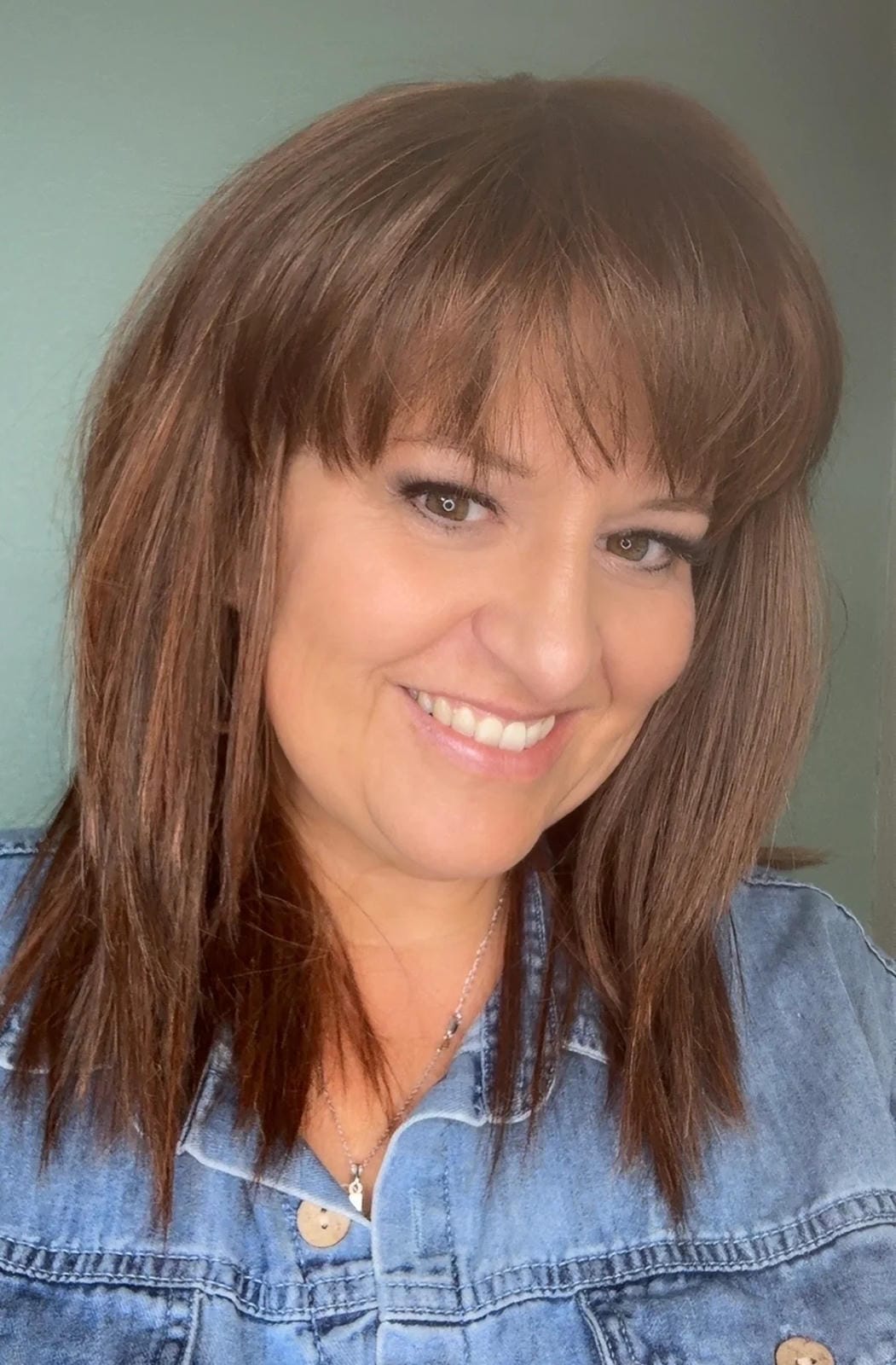 Sleek & Straight HS Luxury Synthetic Wig DCT