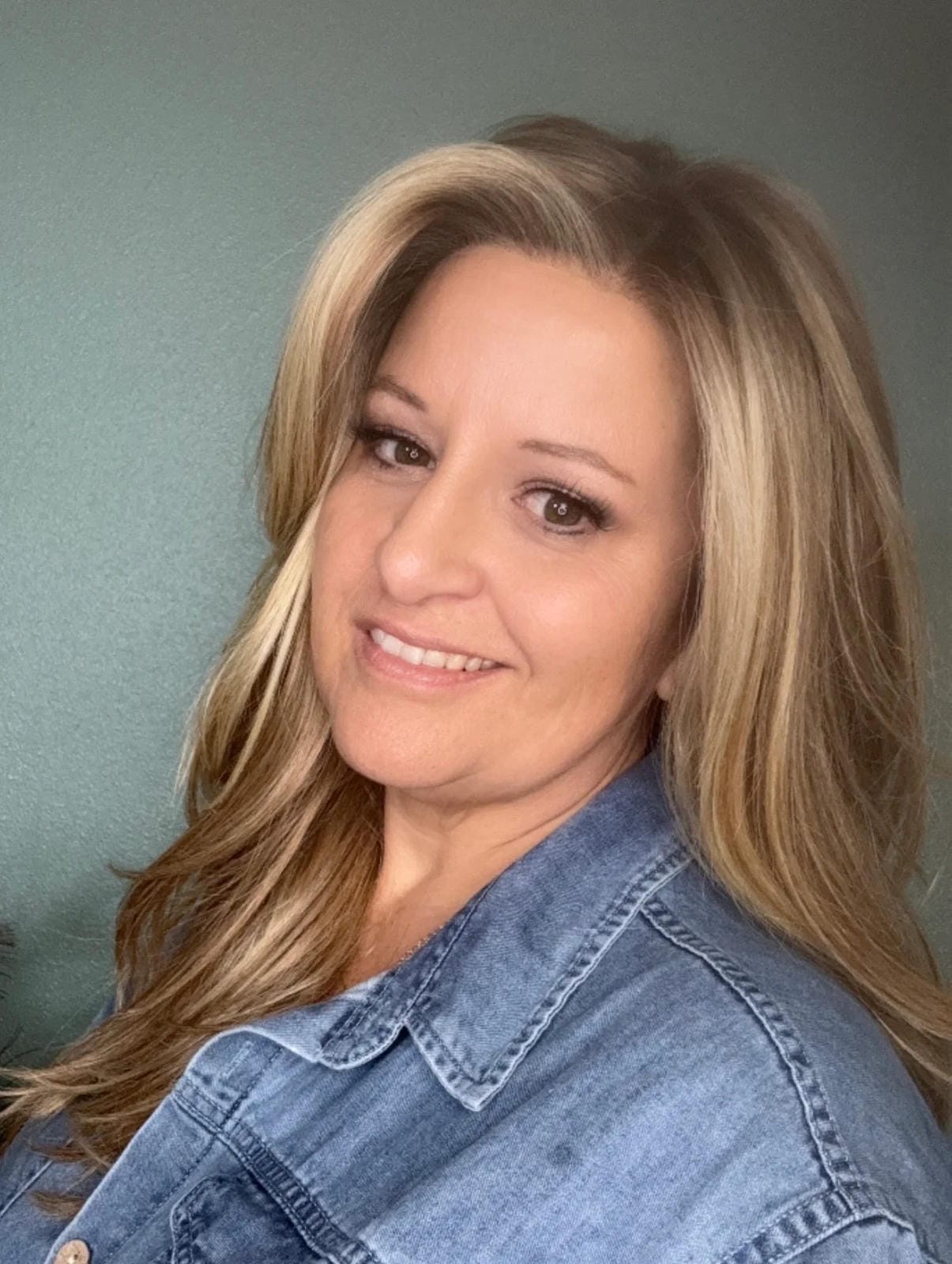 Sensational HS Luxury Synthetic Wig DCT