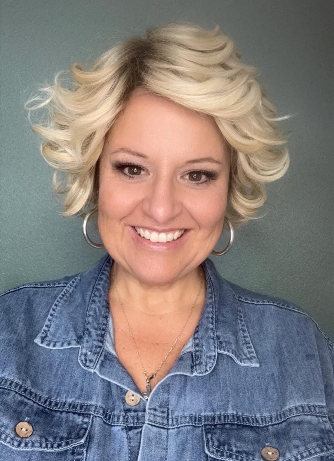 Delight HS Luxury Synthetic Wig DCT