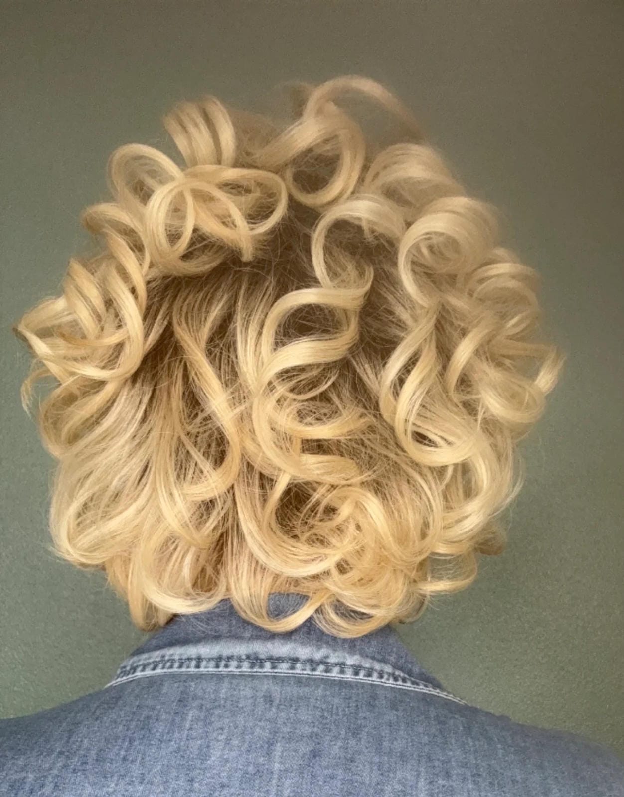 Delight HS Luxury Synthetic Wig DCT