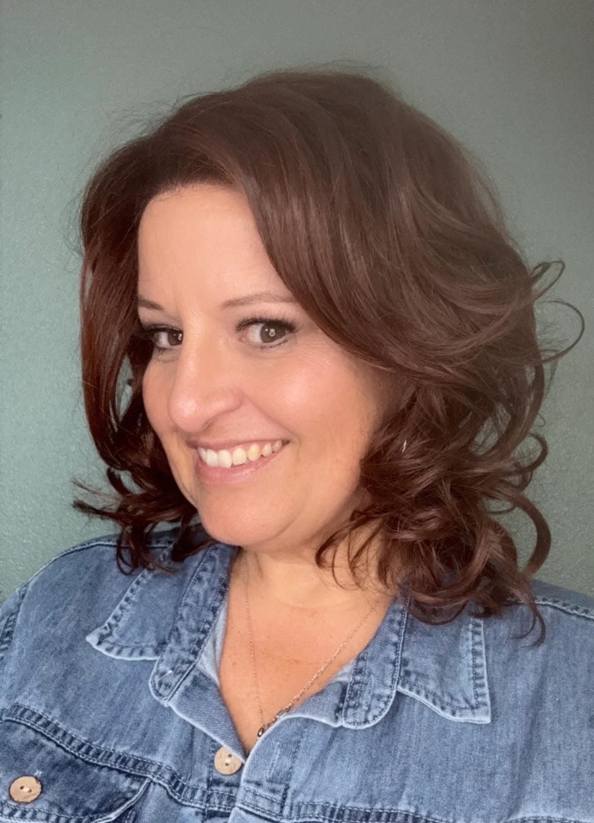 Casual Curls HS Luxury Synthetic Wig DCT