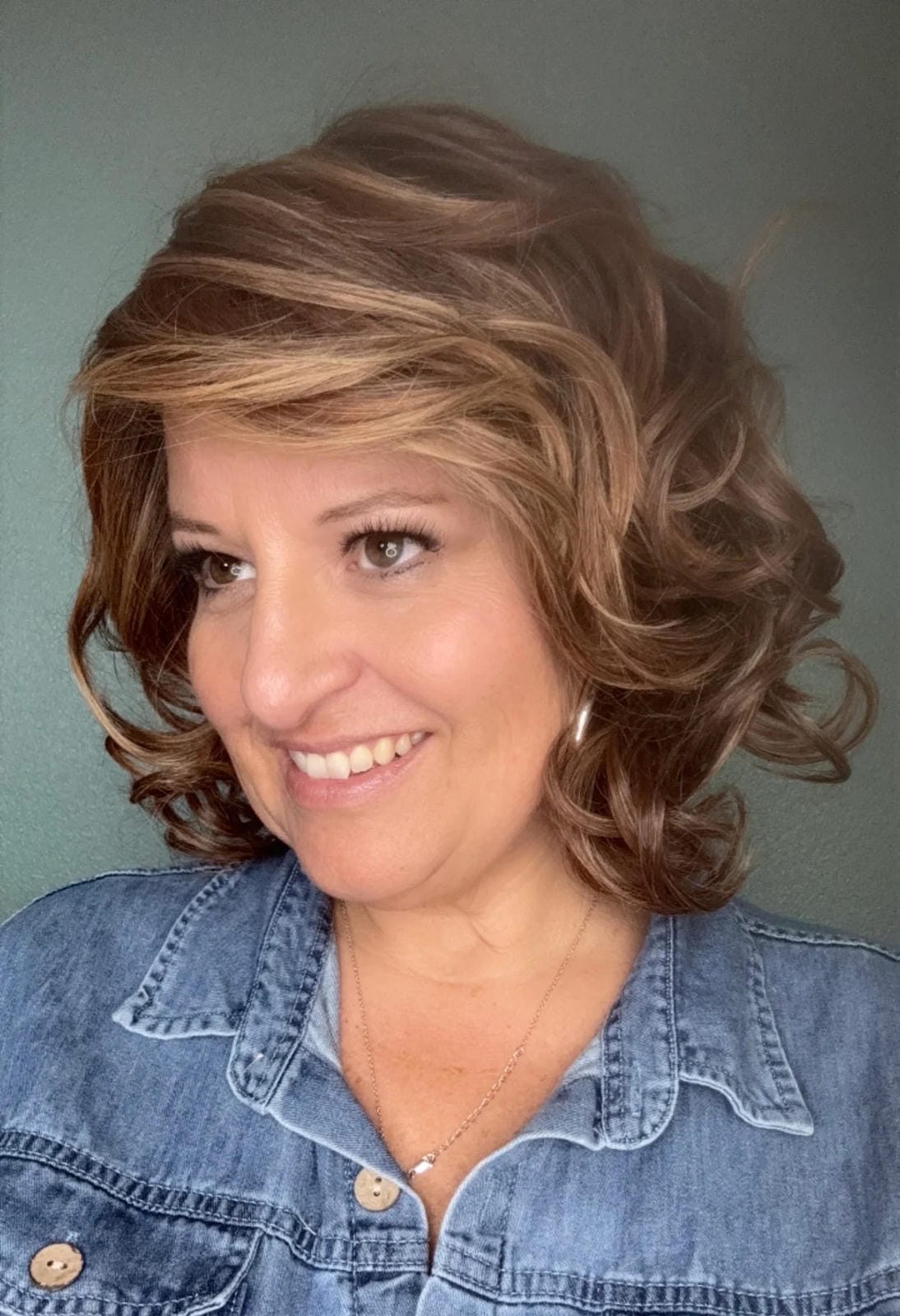 Casual Curls HS Luxury Synthetic Wig DCT