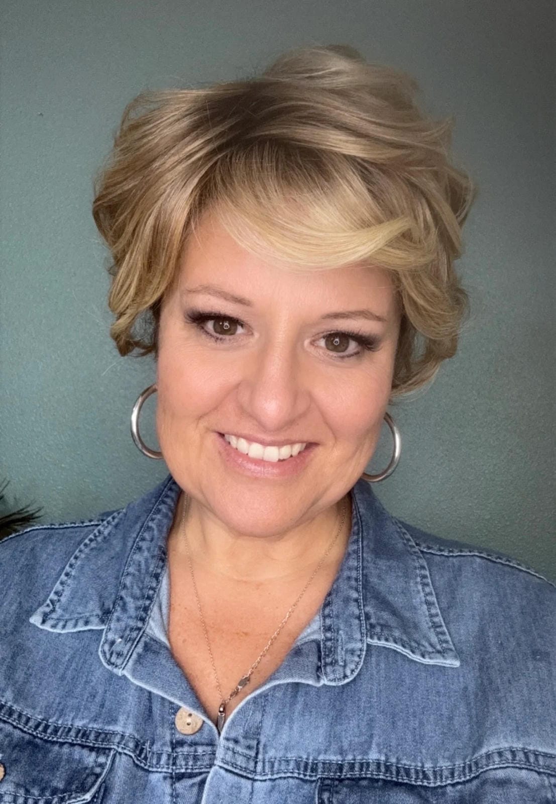 Tapered Curls HS Luxury Synthetic Wig DCT