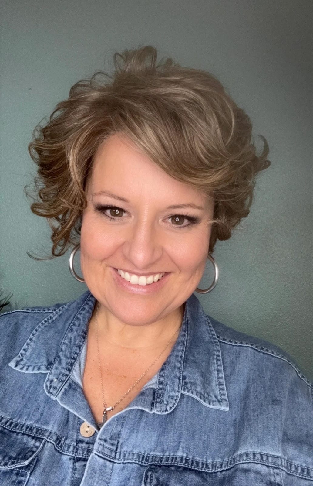 Tapered Curls HS Luxury Synthetic Wig DCT