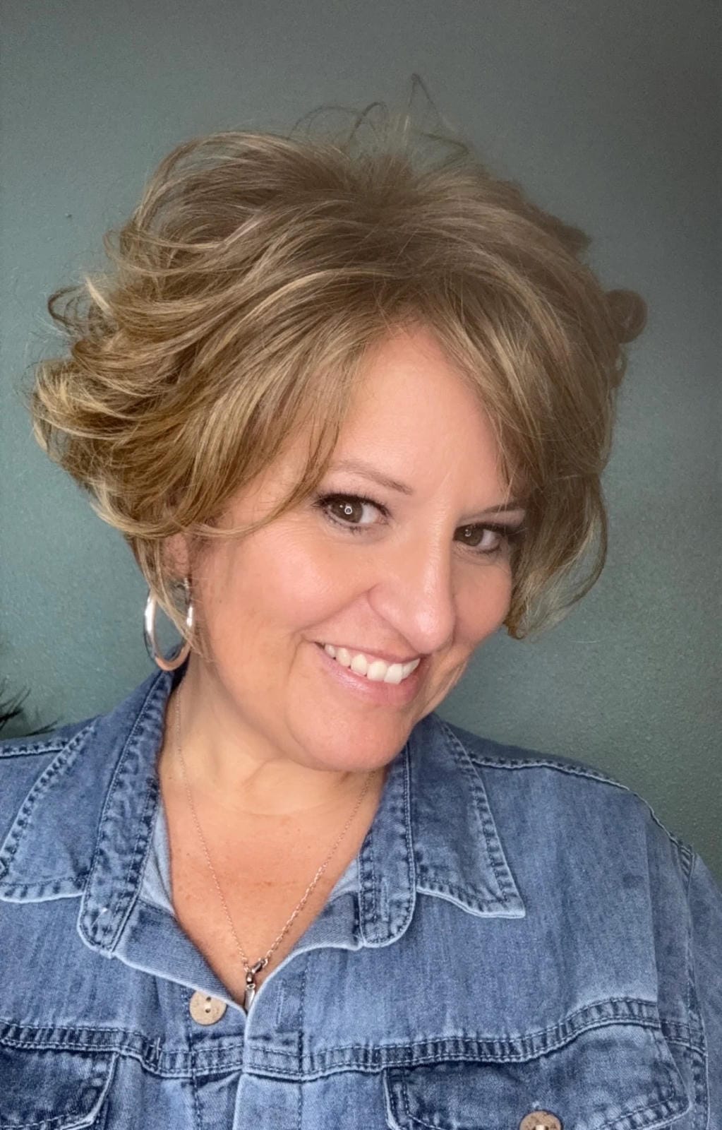 Tapered Curls HS Luxury Synthetic Wig DCT