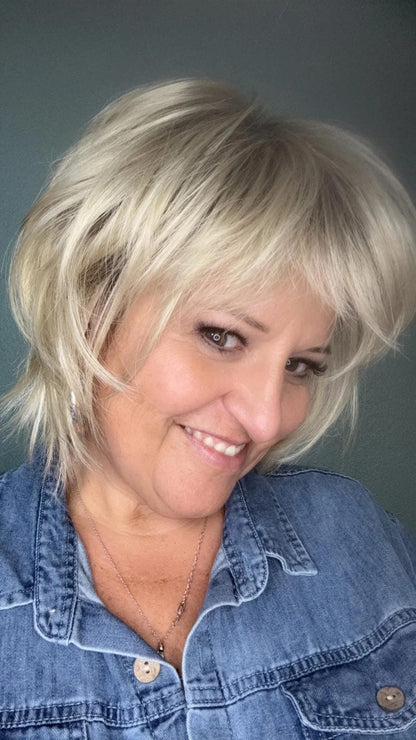 Skylar nhs luxury synthetic wig dct
