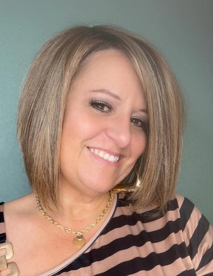 Euro Chic by Tressallure HS Luxury Synthetic Wig