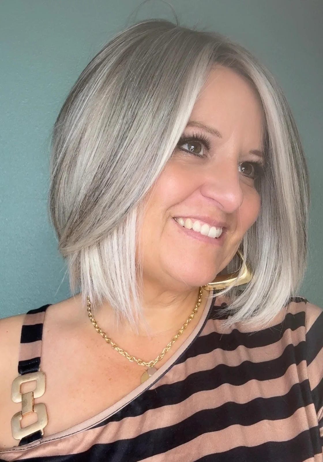 Euro Chic HS Luxury Synthetic Wig DCT