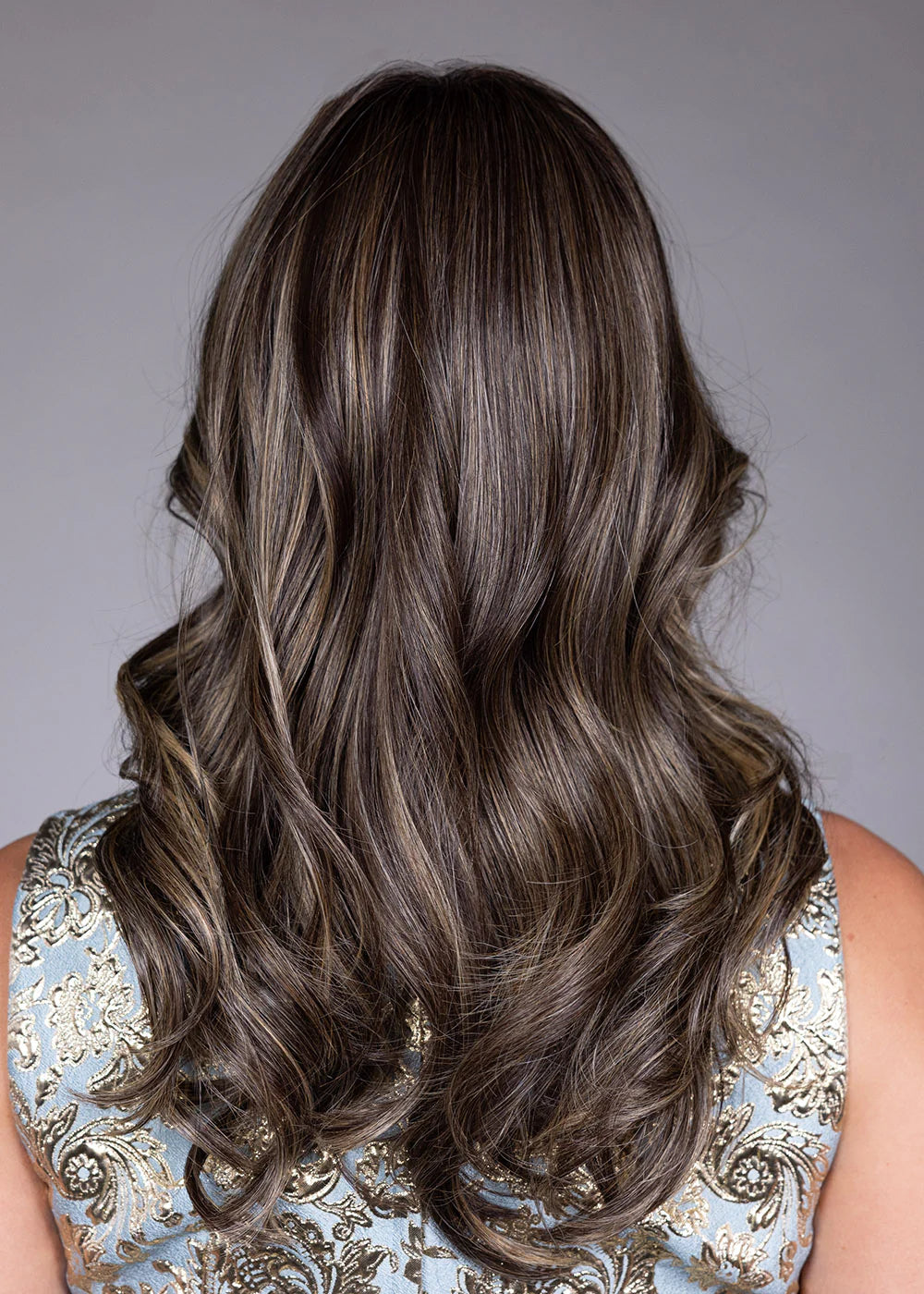 Roberts by Belletress HS Hand-tied Entertainment Icon Collection Luxury Wig