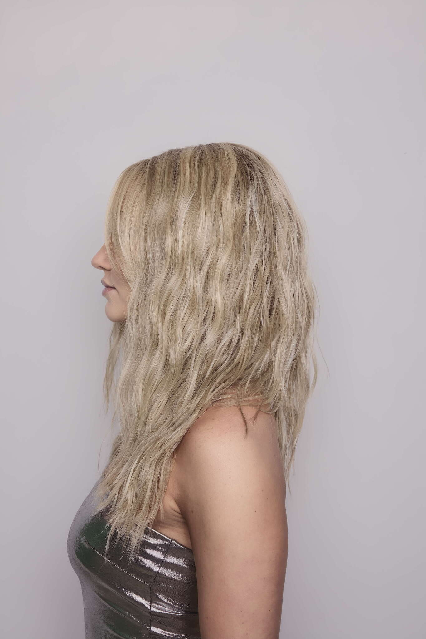 Roxie Wig - 1042   Alexander Couture Collection