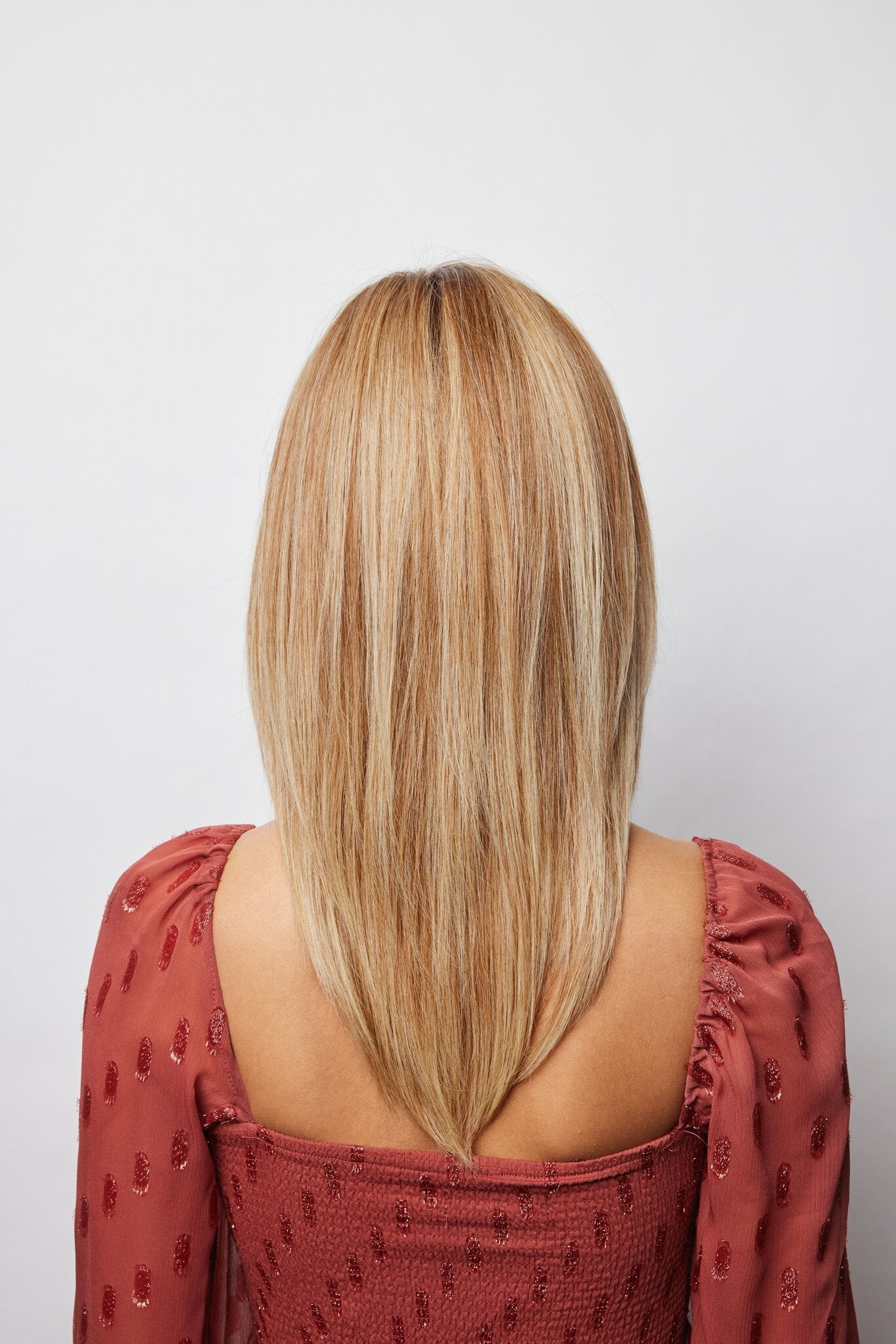 Thea Wig - 8710   Amore Collection