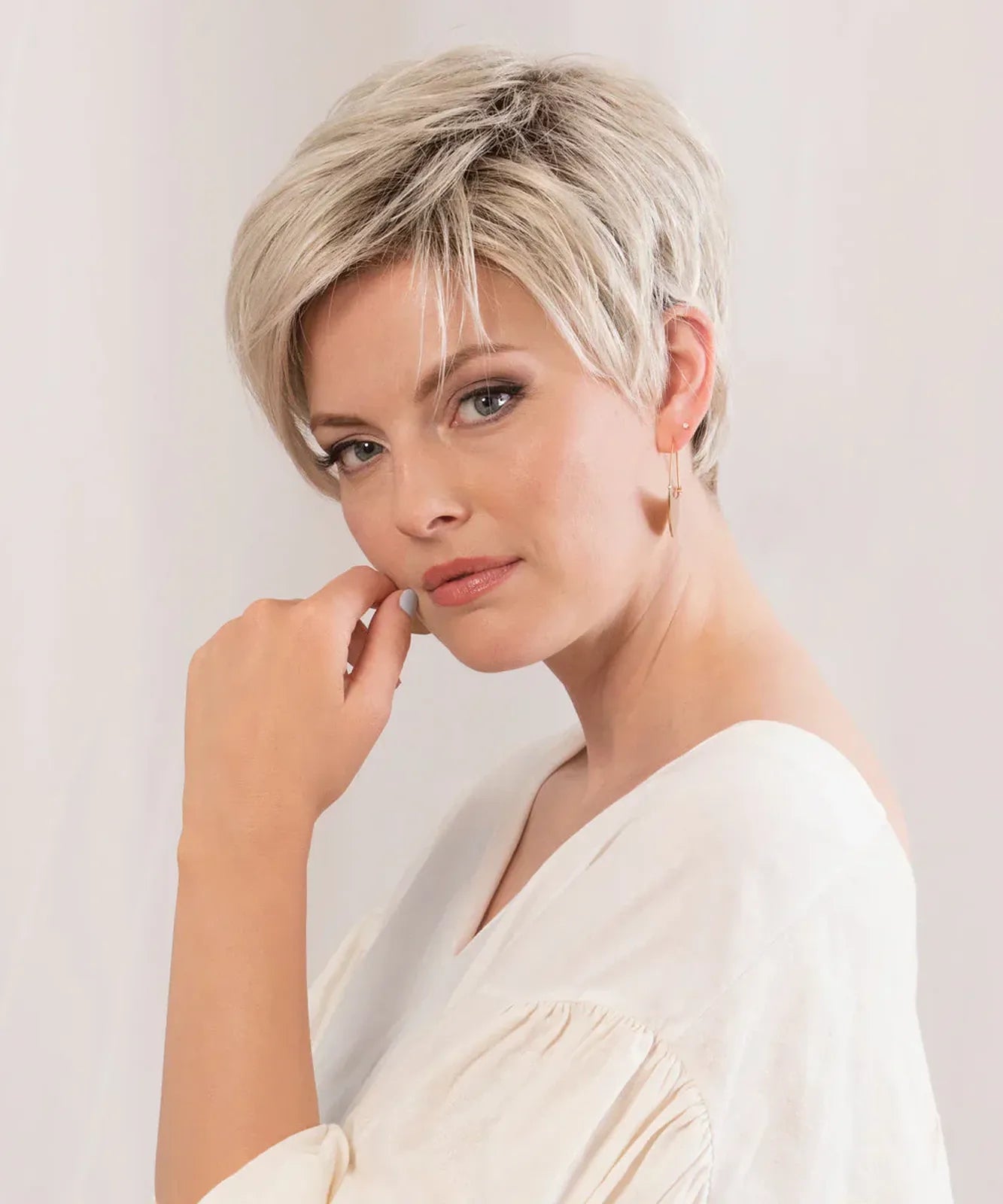 Jett by Estetica – Front Lace Line