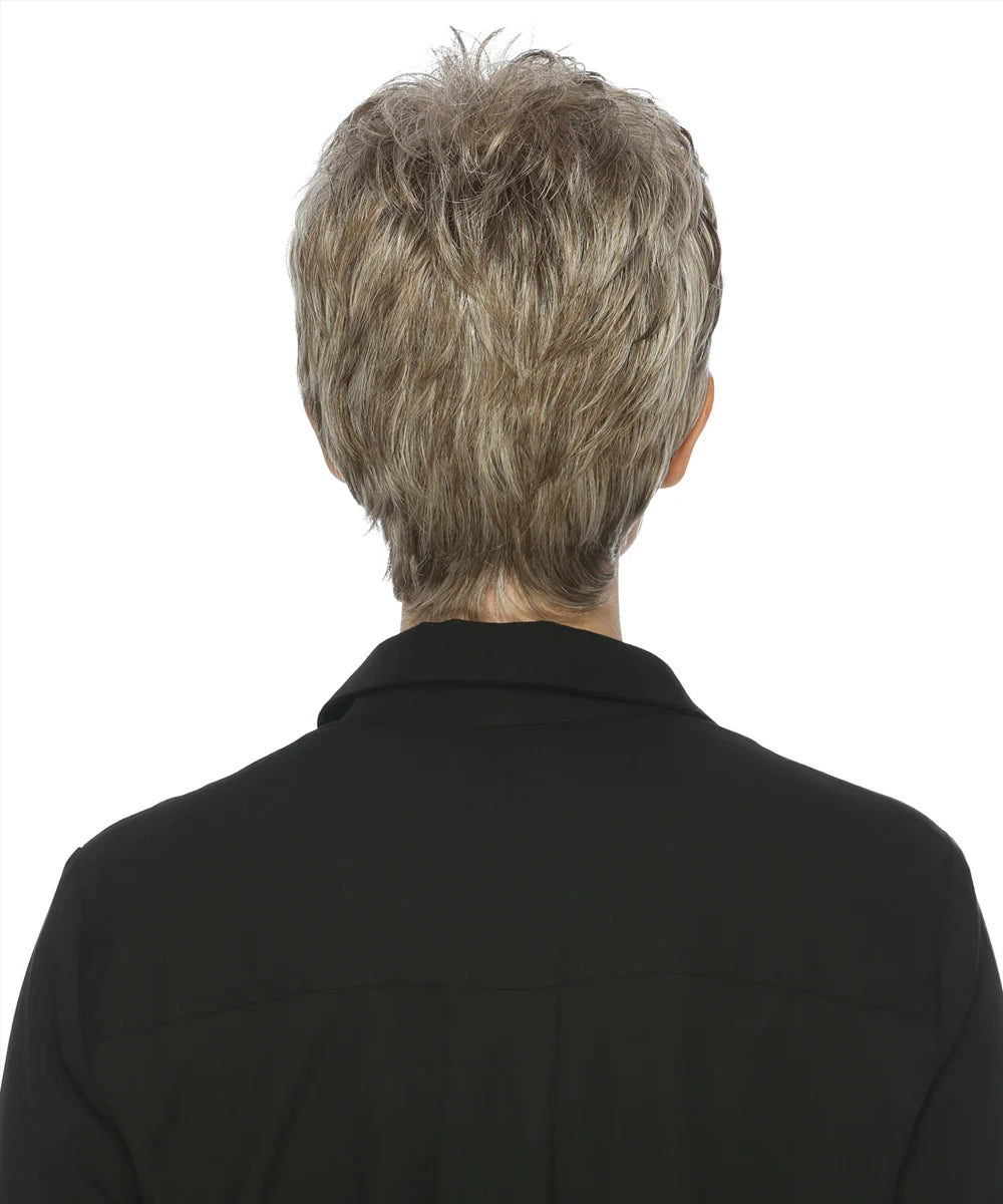 Vikki shown in R17/101